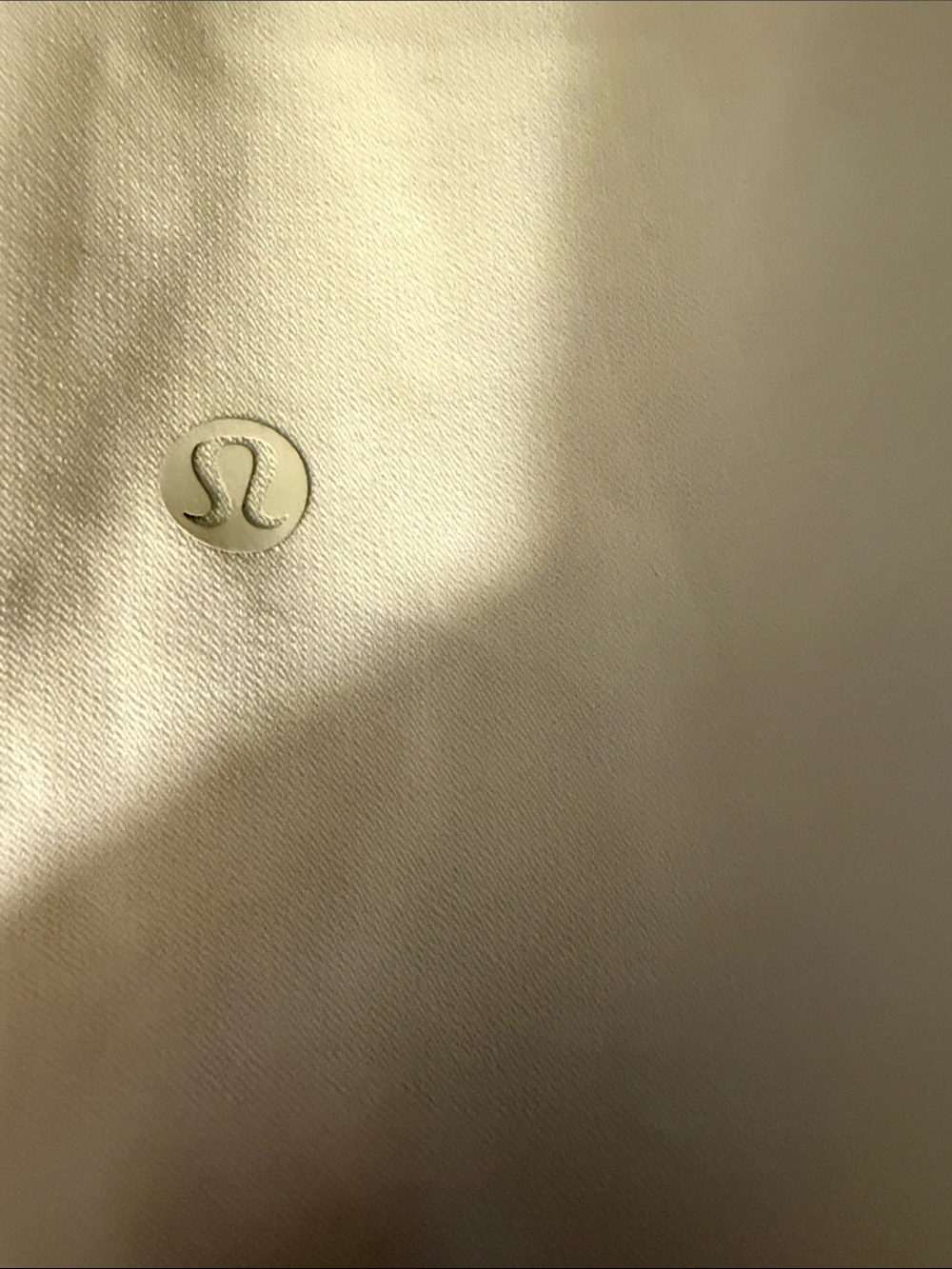 Lululemon - Picture 3 of 9